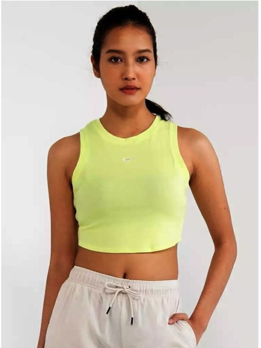 🆕 NIKE | Women's Sportswear Chill Knit Tight Cropped Mini-Rib Tank Top